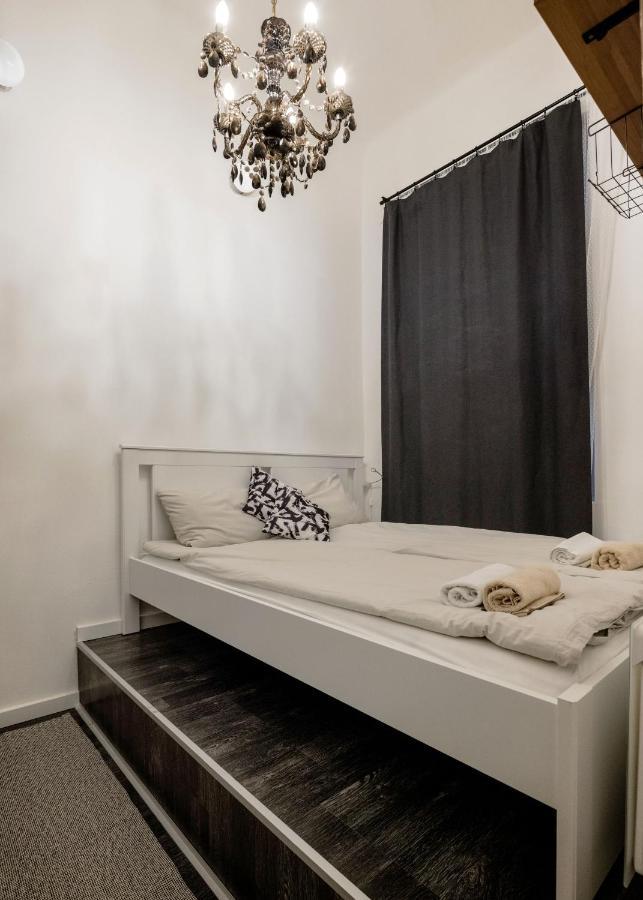 Spacious Apartment Almassy Budapeste Exterior foto